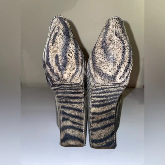 Jeffrey Campbell Tee-Off Beige Black Zebra - Picture 5 of 11
